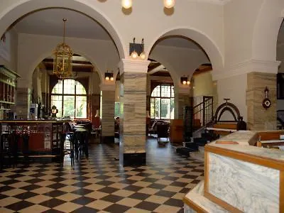 Отель Mattenhof Unterseen